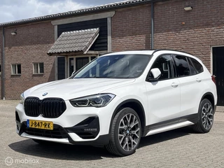 BMW X1 sDrive20i High Executive Edition Head-Up Dak Camera
