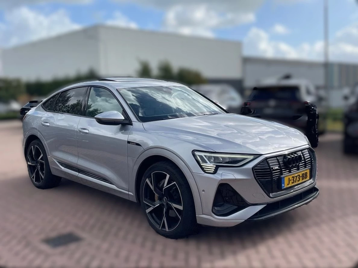Hoofdafbeelding Audi e-tron