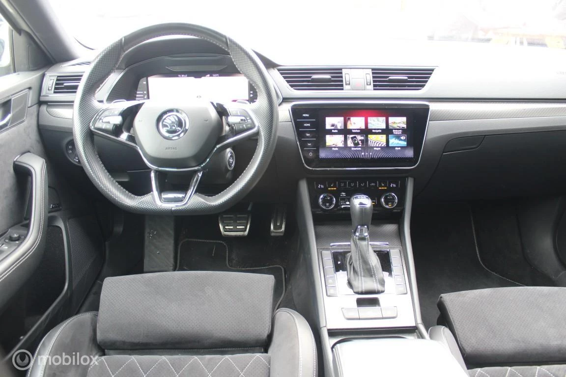 Hoofdafbeelding Škoda Superb