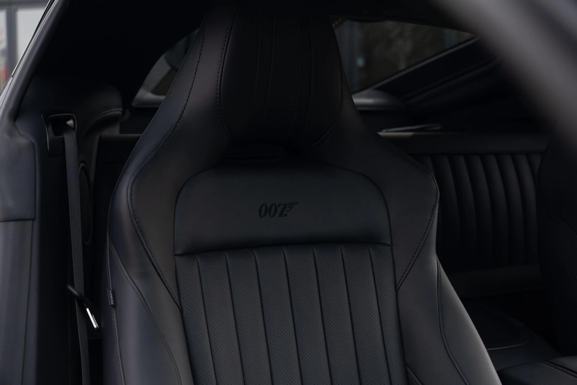 Hoofdafbeelding Aston Martin V8 Vantage