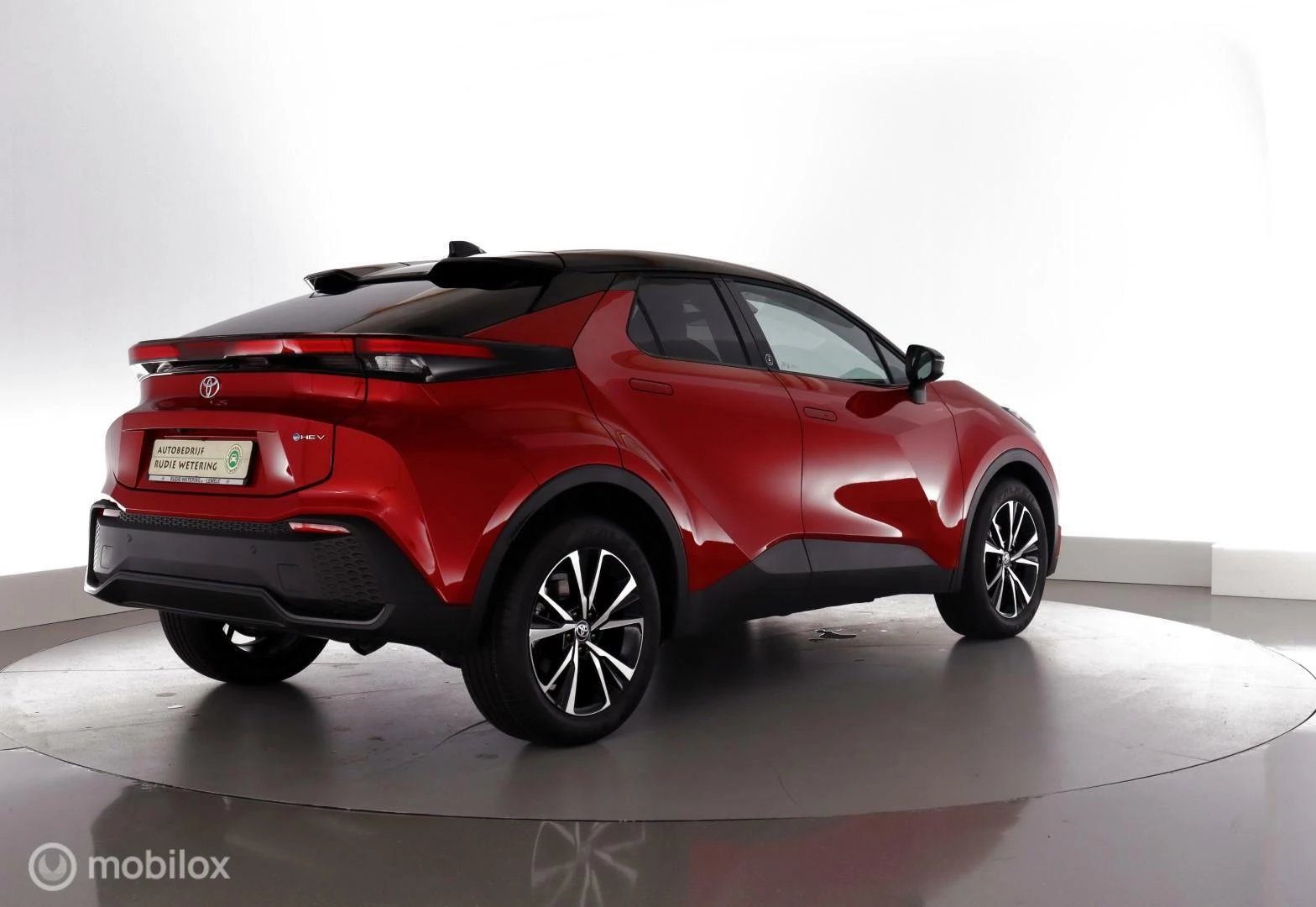 Hoofdafbeelding Toyota C-HR