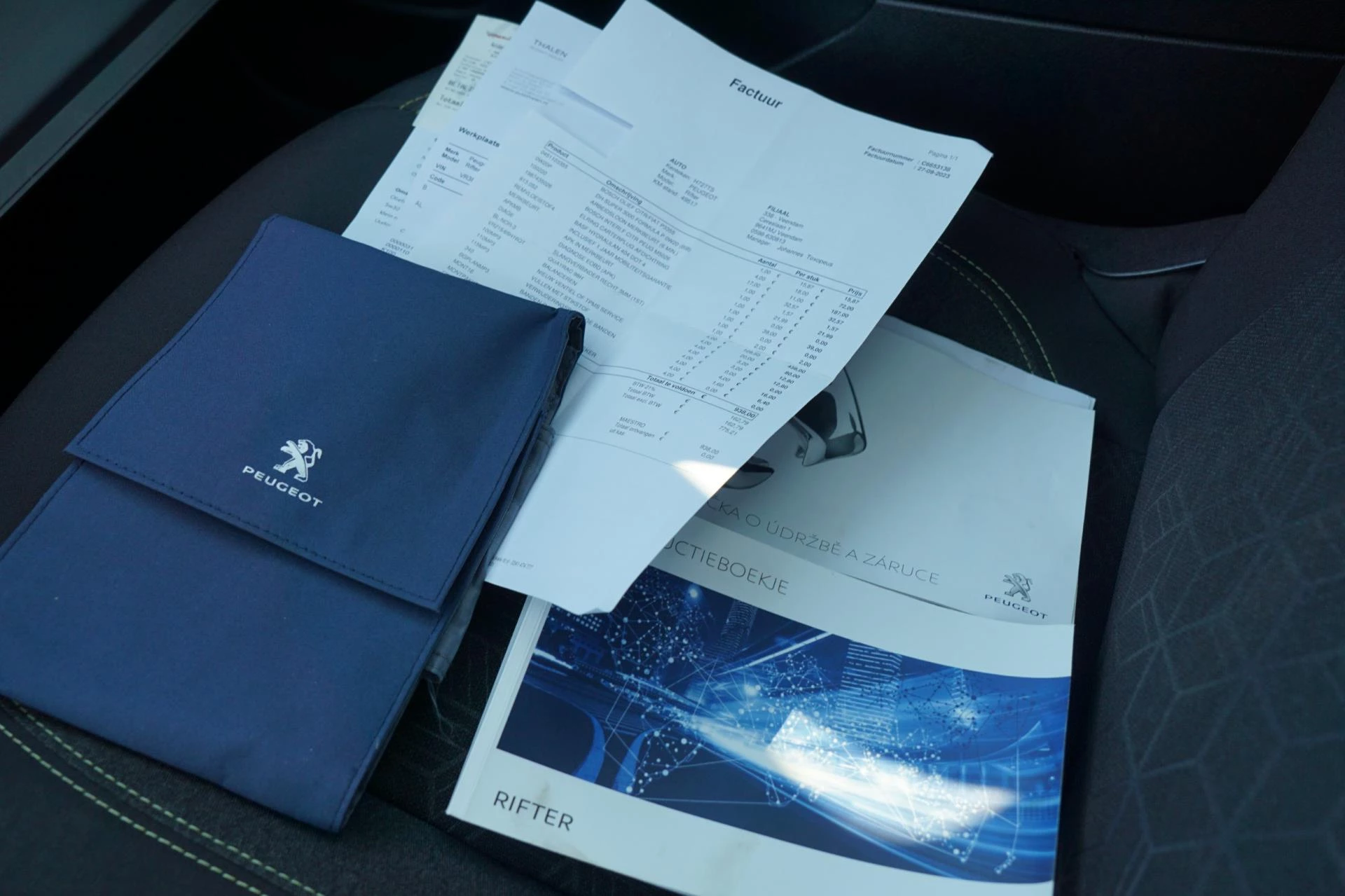 Hoofdafbeelding Peugeot Rifter
