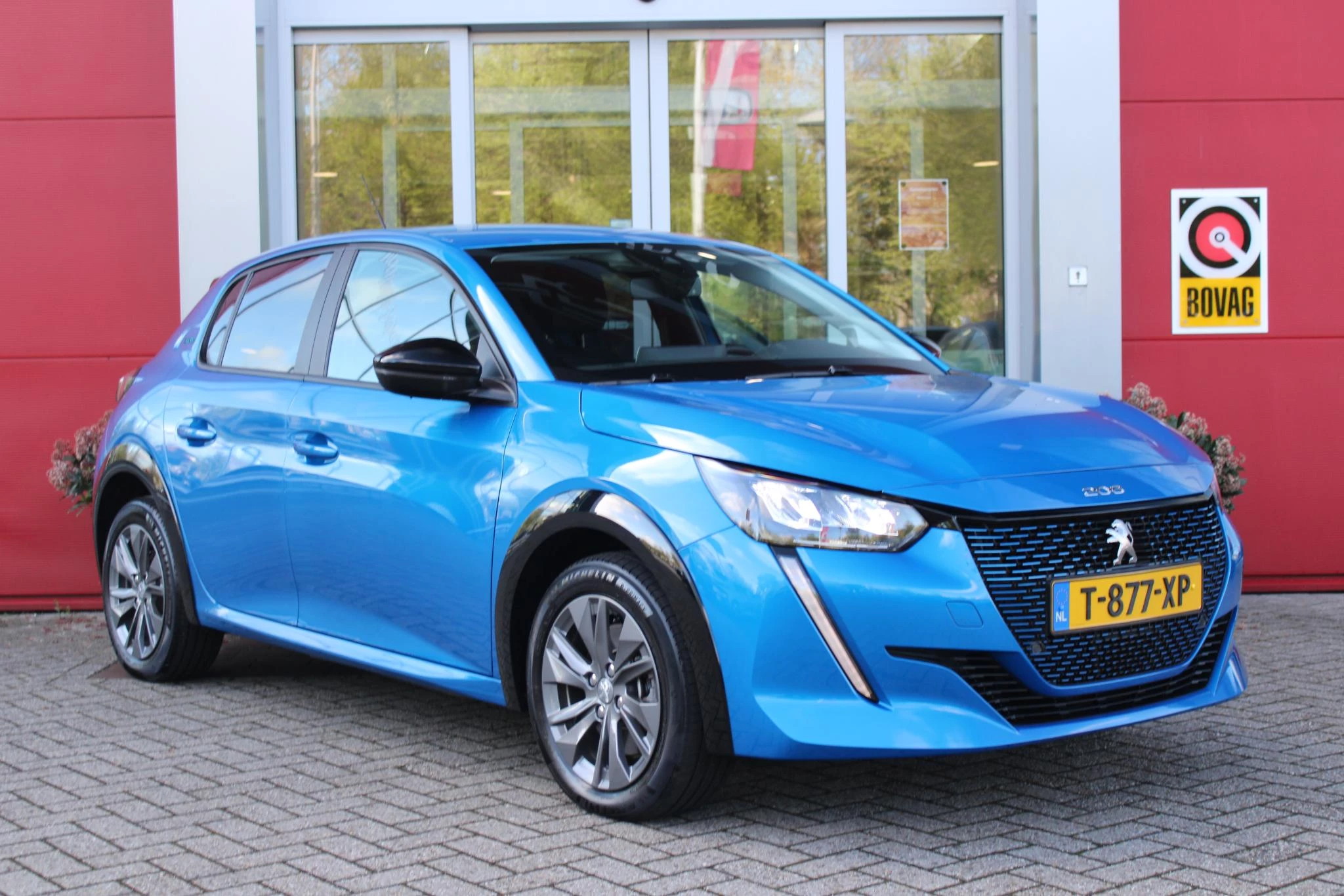 Hoofdafbeelding Peugeot e-208