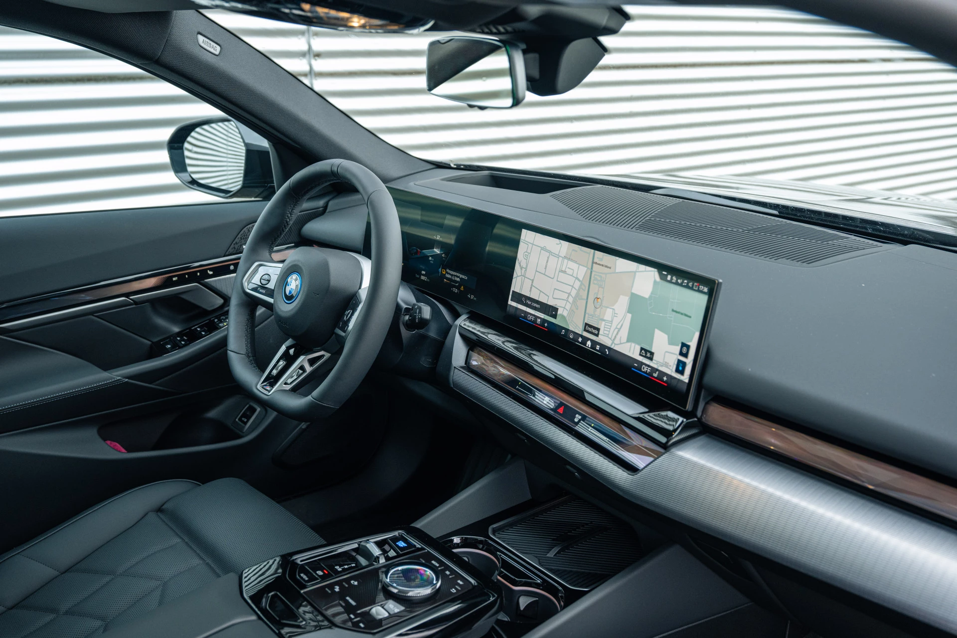 Hoofdafbeelding BMW i5