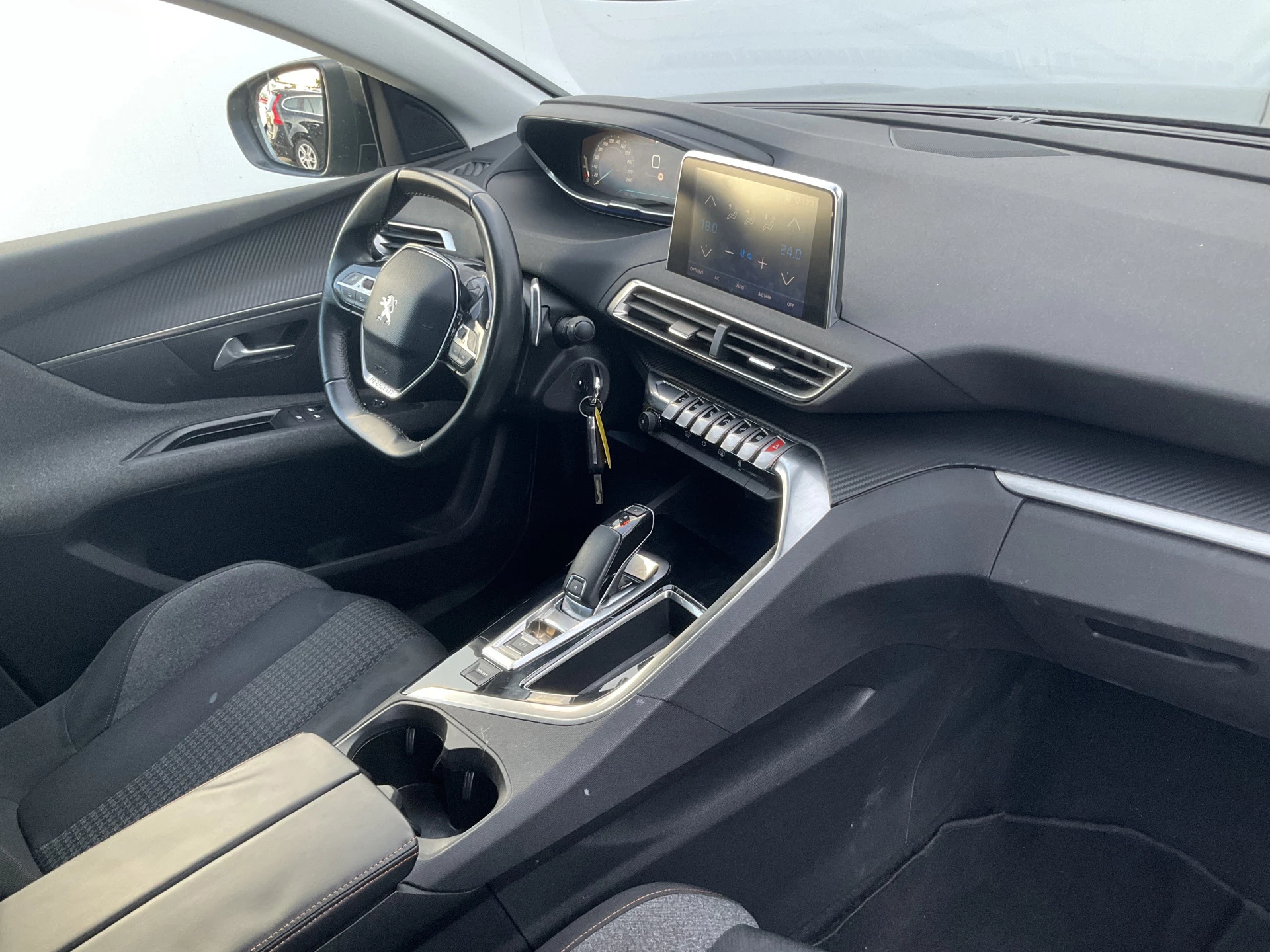 Hoofdafbeelding Peugeot 5008