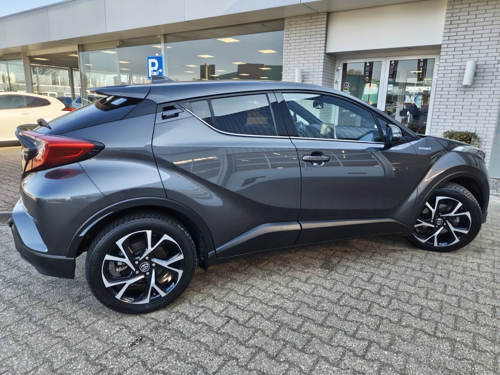 Hoofdafbeelding Toyota C-HR