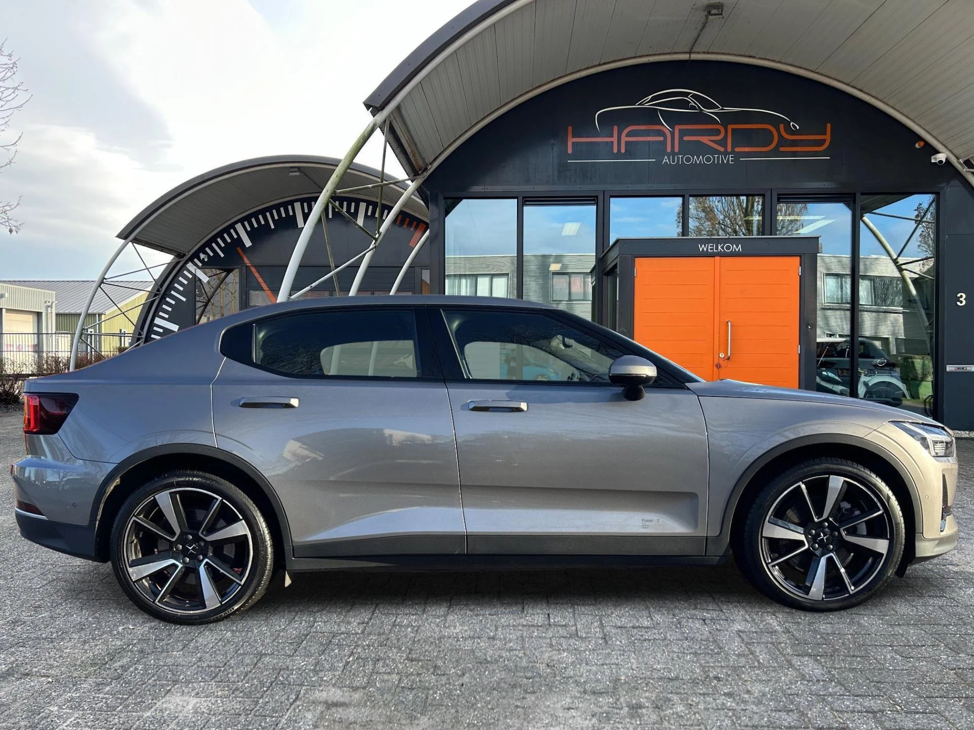 Hoofdafbeelding Polestar 2