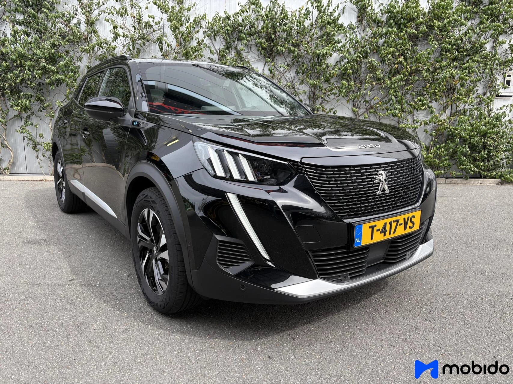 Hoofdafbeelding Peugeot e-2008