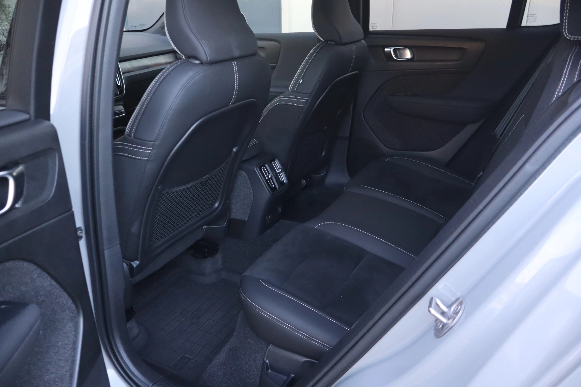 Hoofdafbeelding Volvo C40