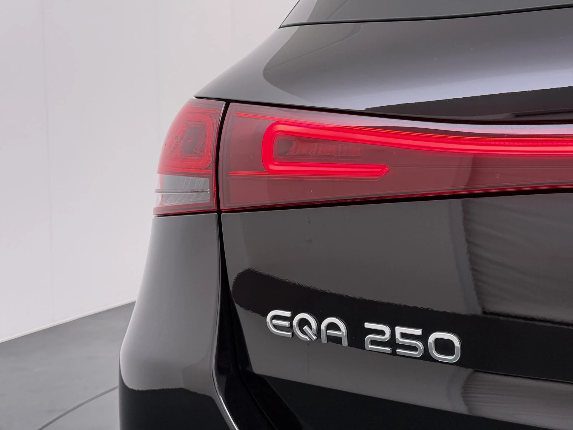 Hoofdafbeelding Mercedes-Benz EQA