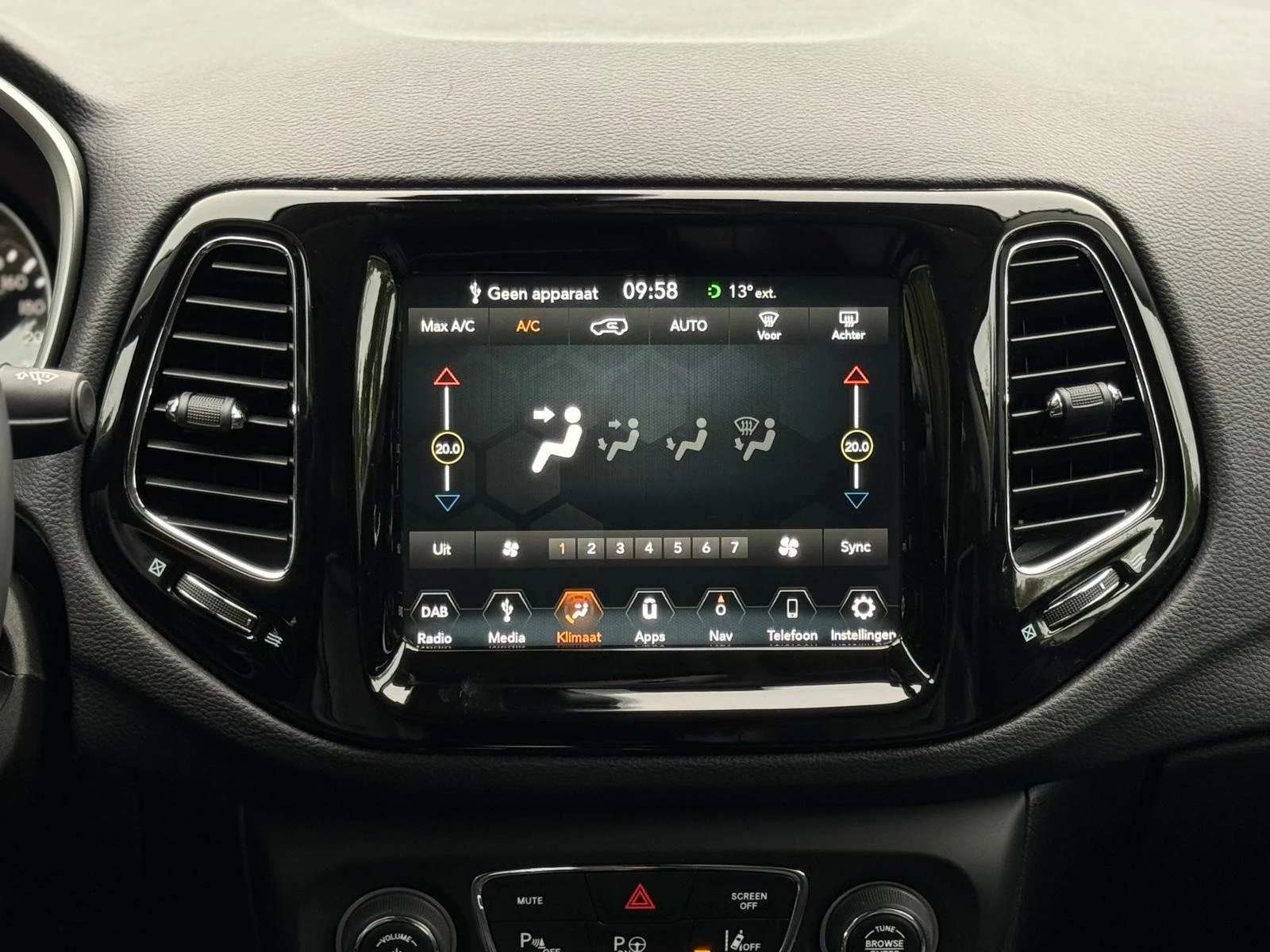 Hoofdafbeelding Jeep Compass