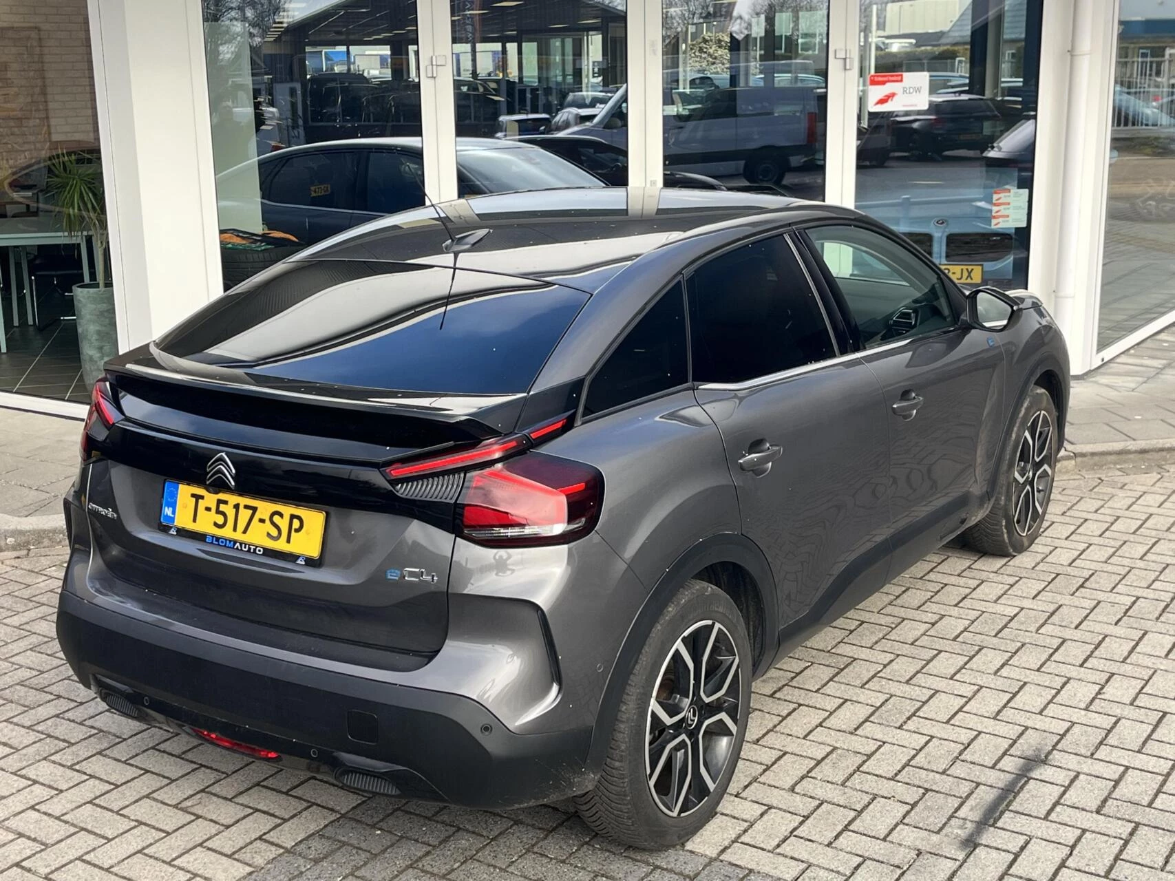 Hoofdafbeelding Citroën ë-C4