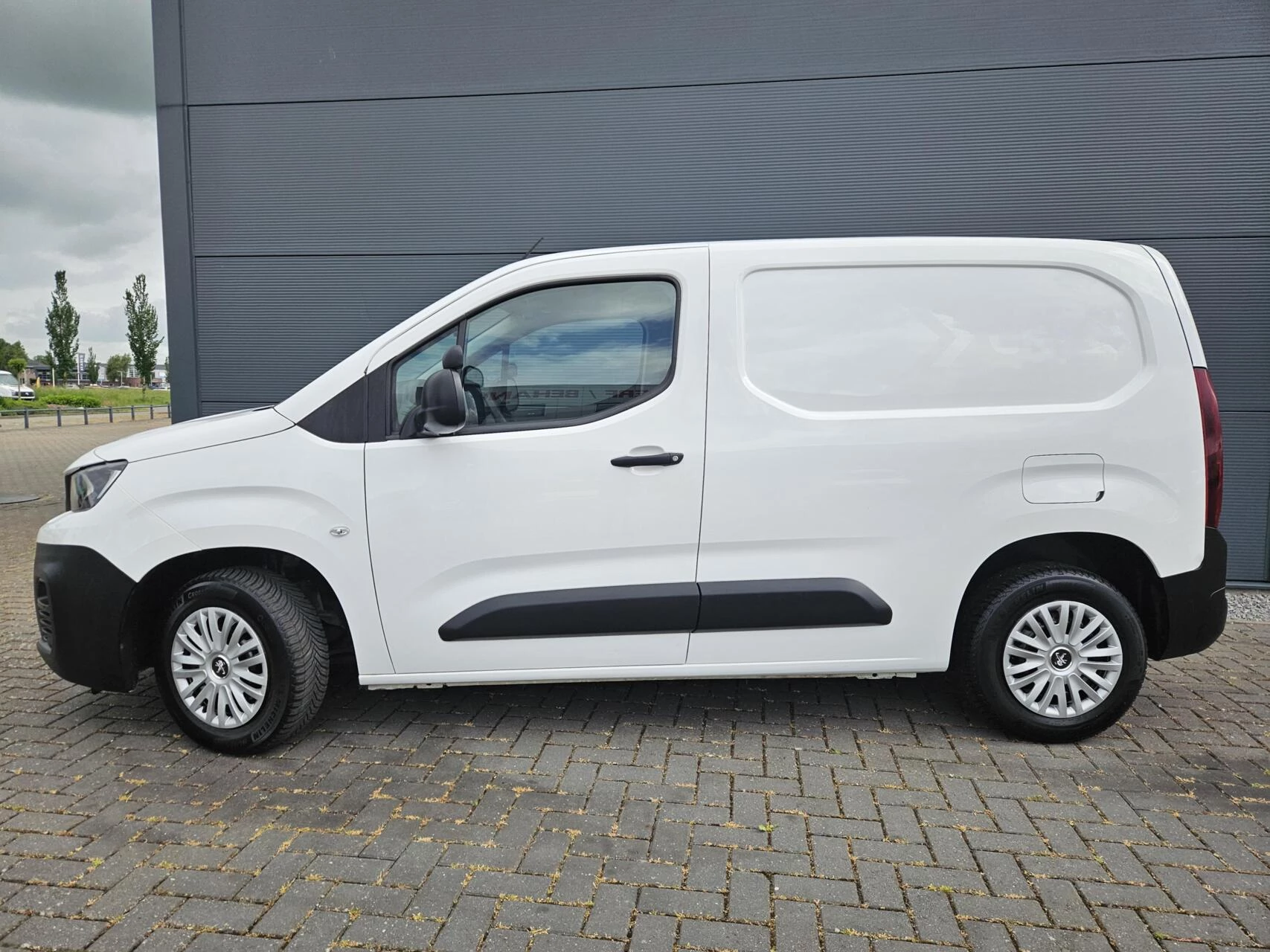 Hoofdafbeelding Peugeot Partner