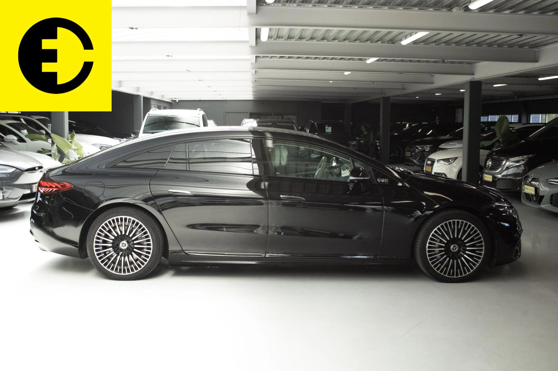 Hoofdafbeelding Mercedes-Benz EQS