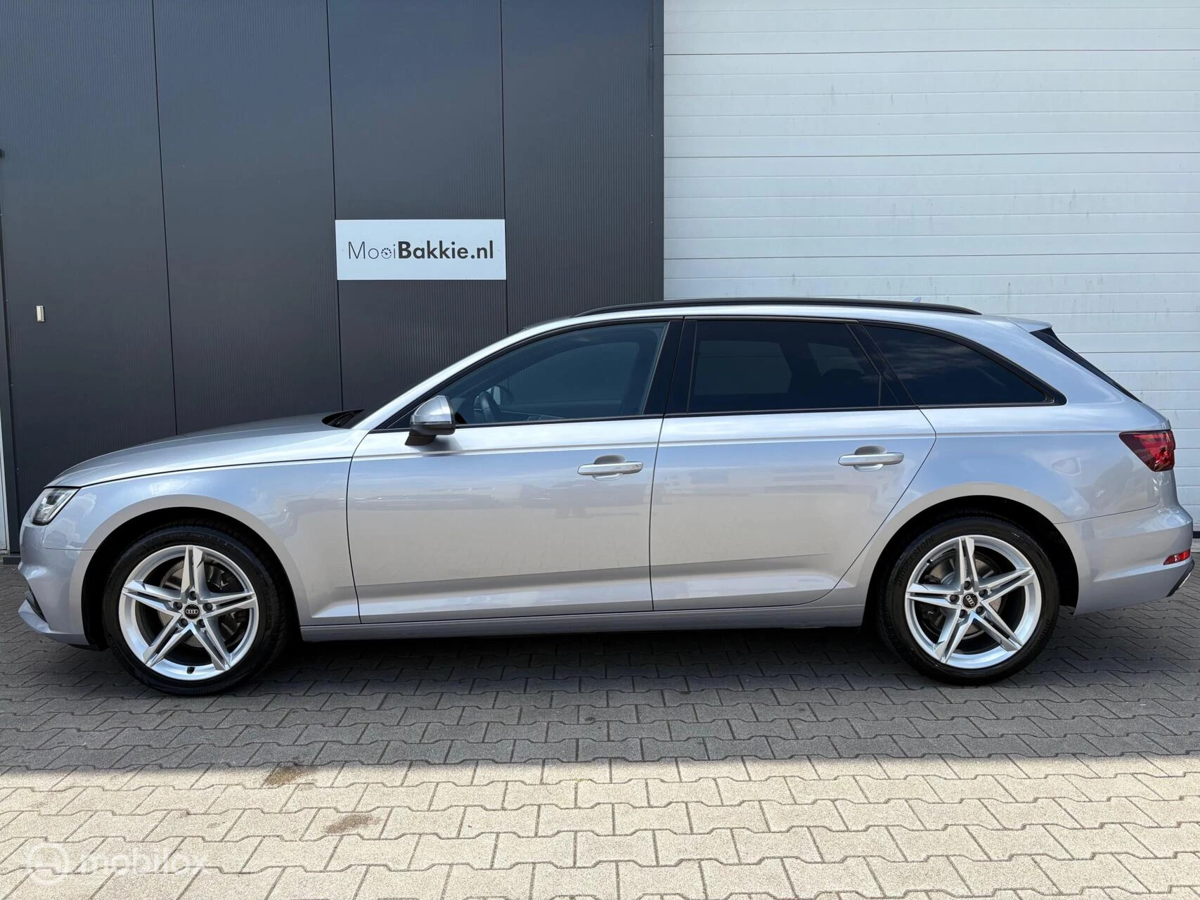 Hoofdafbeelding Audi A4