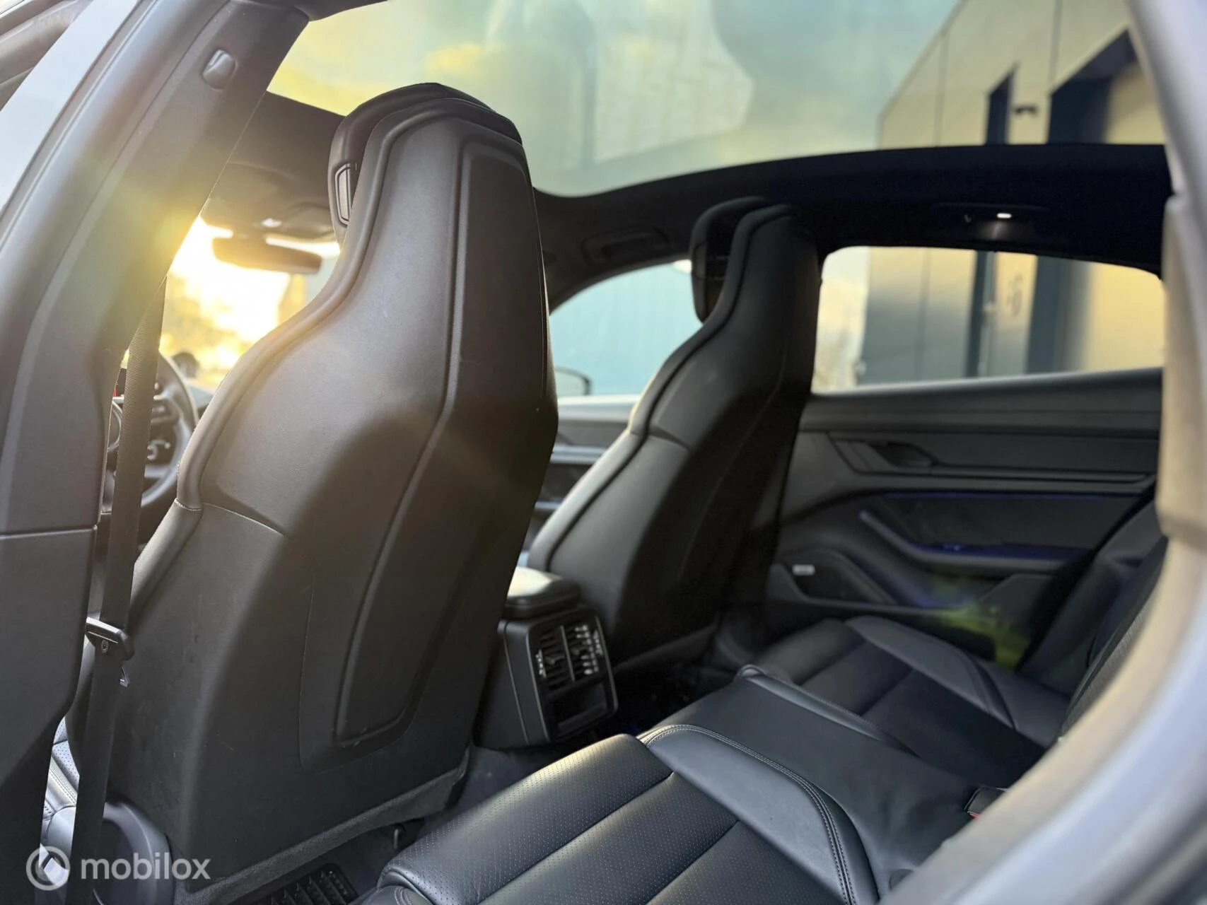 Hoofdafbeelding Porsche Taycan