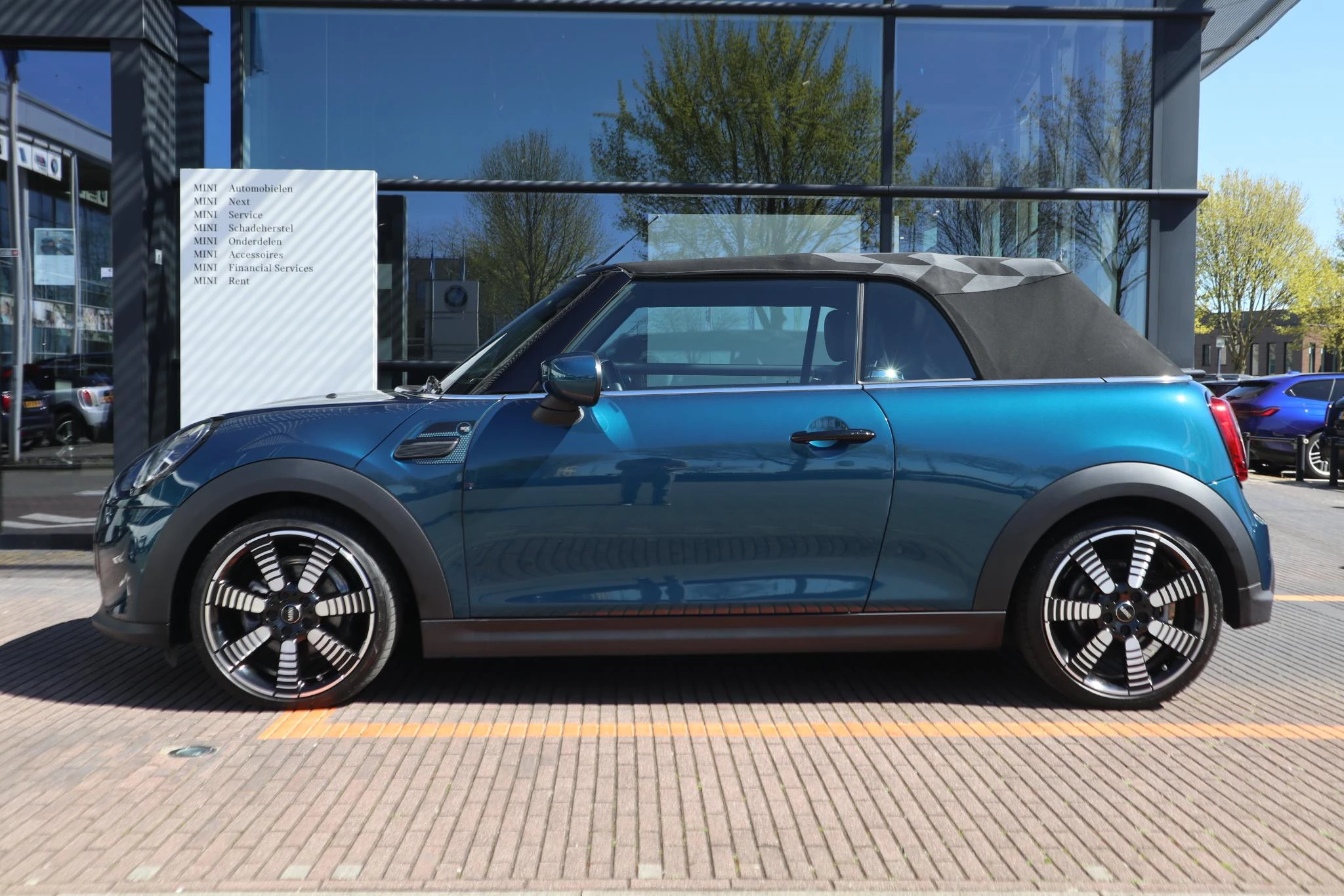 Hoofdafbeelding MINI Cooper Cabrio