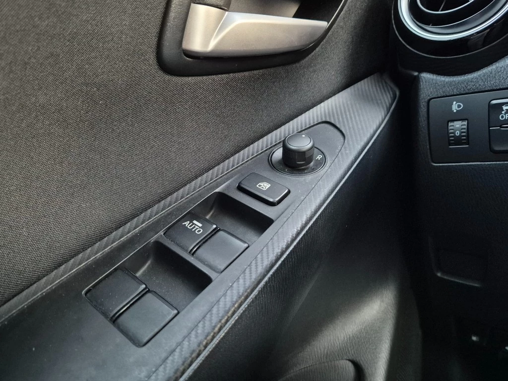 Hoofdafbeelding Mazda 2