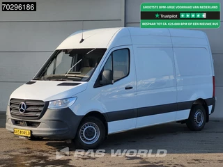 Hoofdafbeelding Mercedes-Benz Sprinter Mercedes Sprinter 314 CDI Automaat L2H2 Trekhaak Airco Cruise Camera Parkeersensoren MBUX CarPlay Standkachel Euro6 L2 Airco Trekhaak