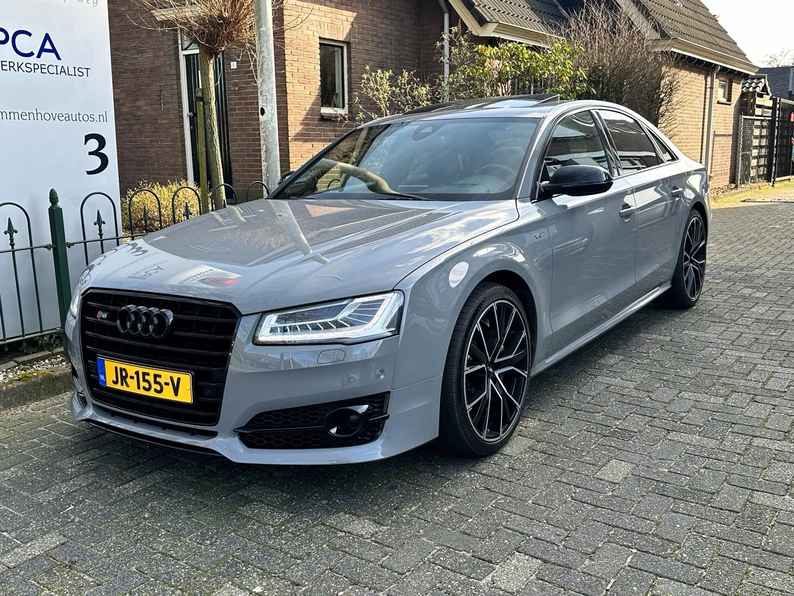 Hoofdafbeelding Audi A8