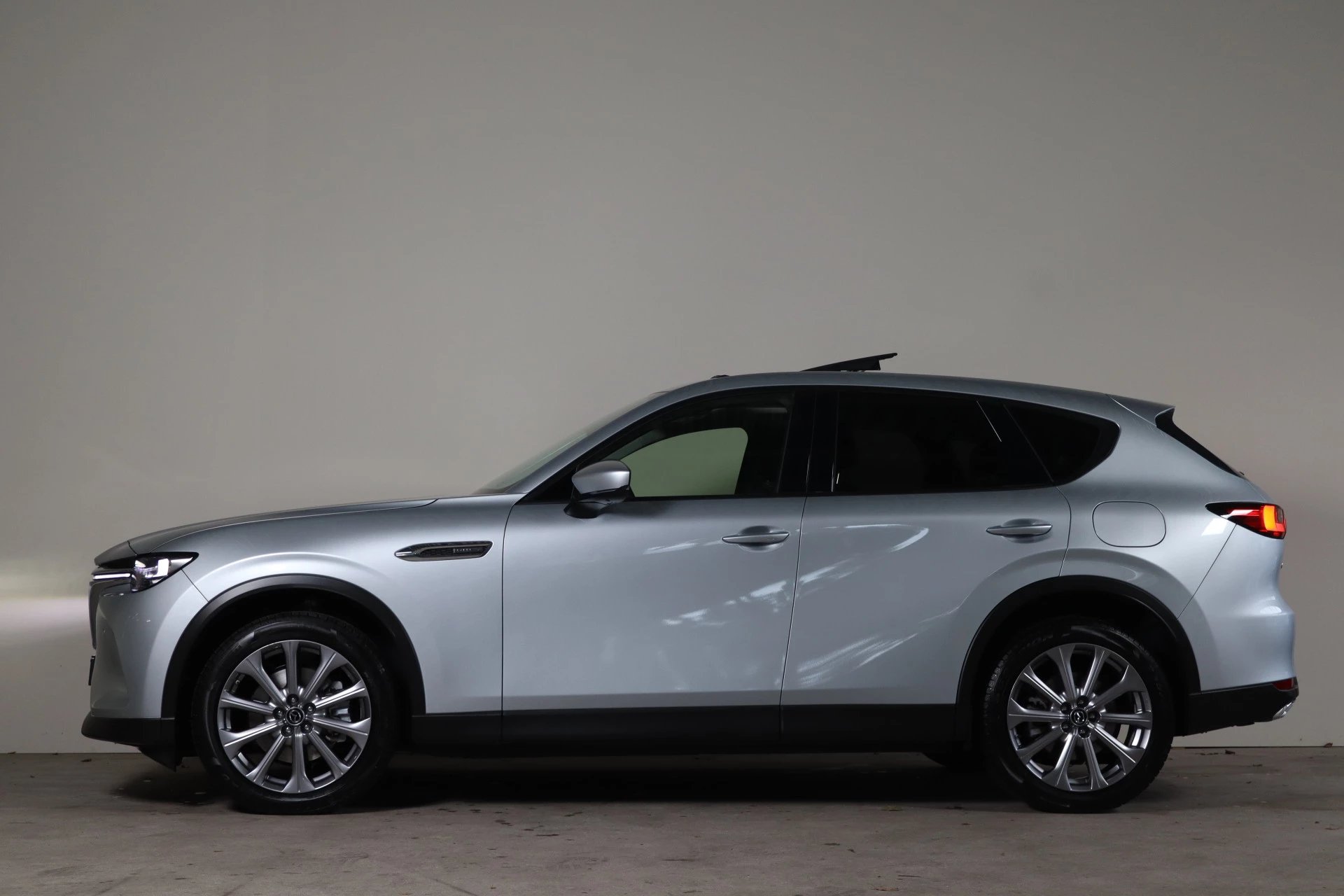 Hoofdafbeelding Mazda CX-60