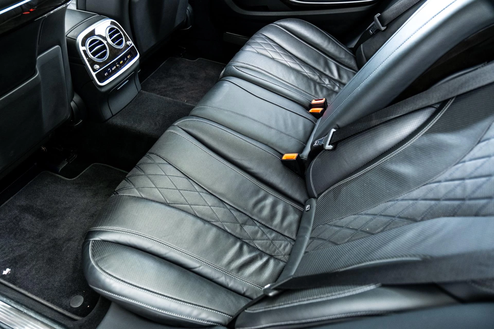 Hoofdafbeelding Mercedes-Benz S-Klasse