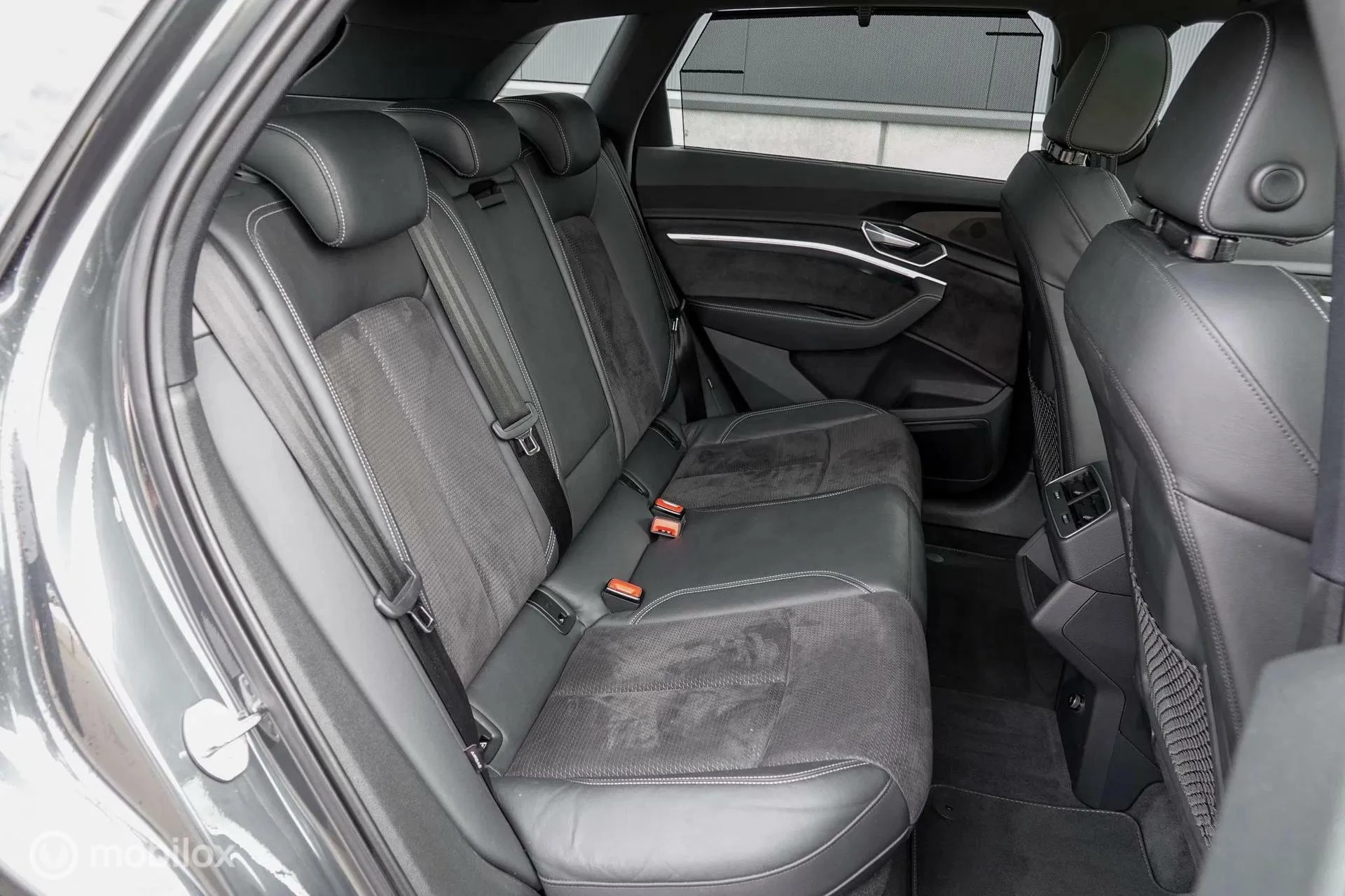 Hoofdafbeelding Audi e-tron