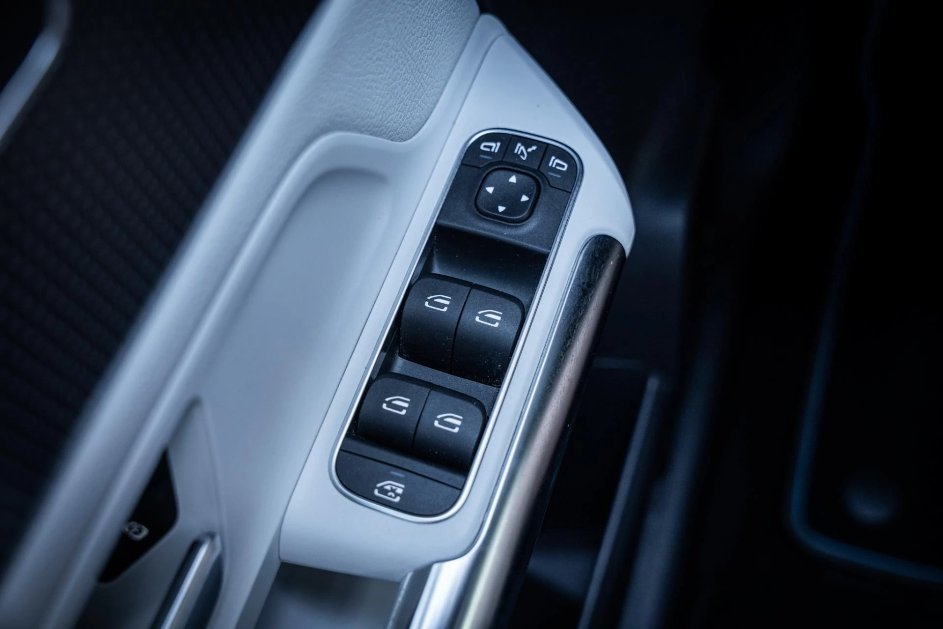 Hoofdafbeelding Mercedes-Benz EQA