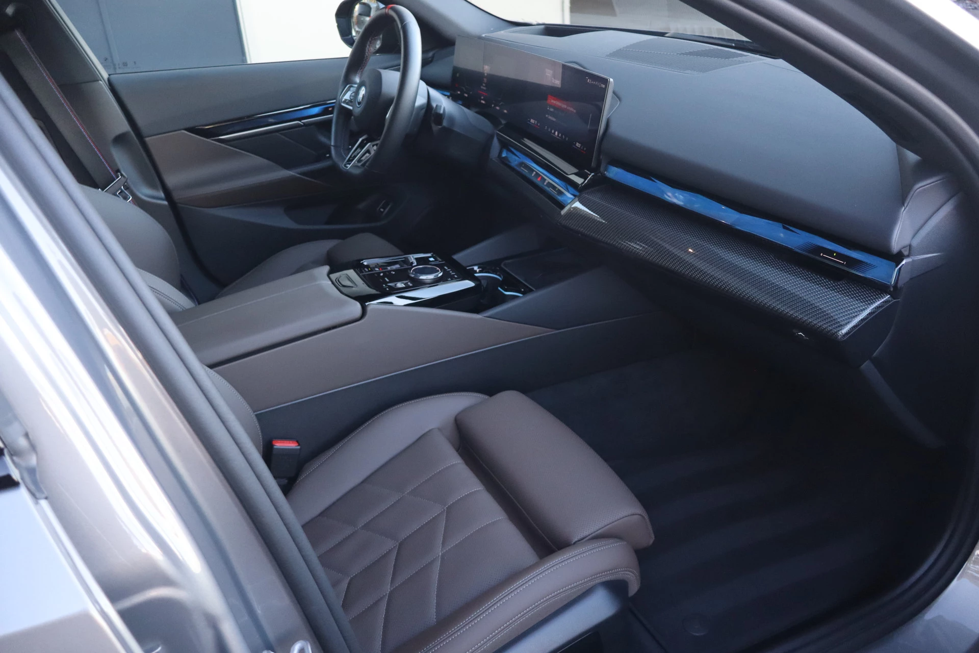 Hoofdafbeelding BMW i5