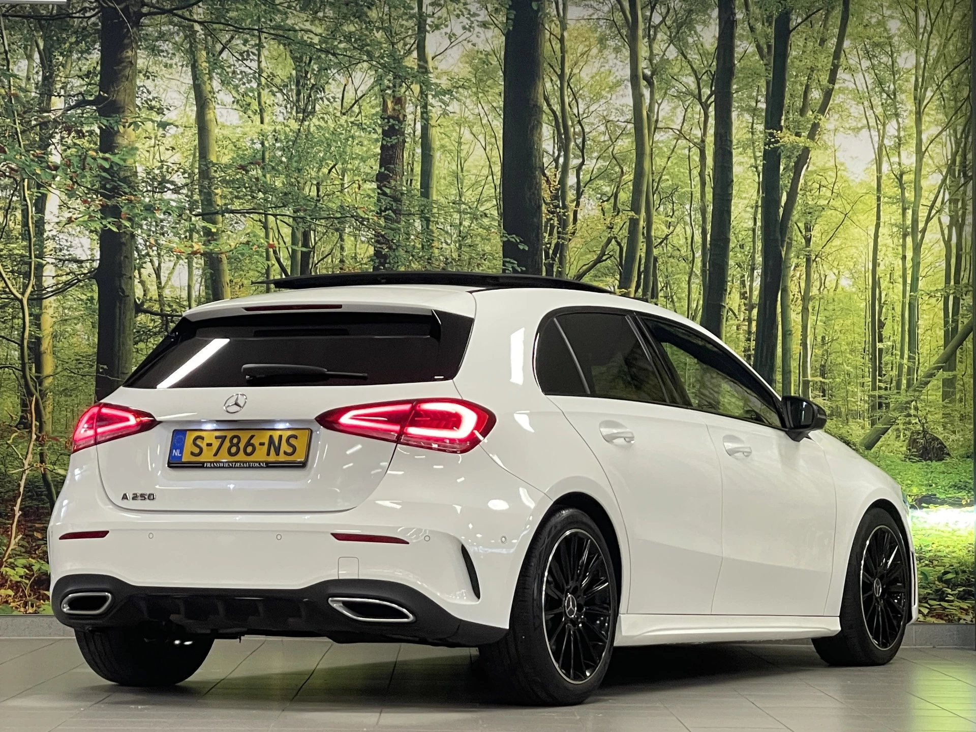 Hoofdafbeelding Mercedes-Benz A-Klasse