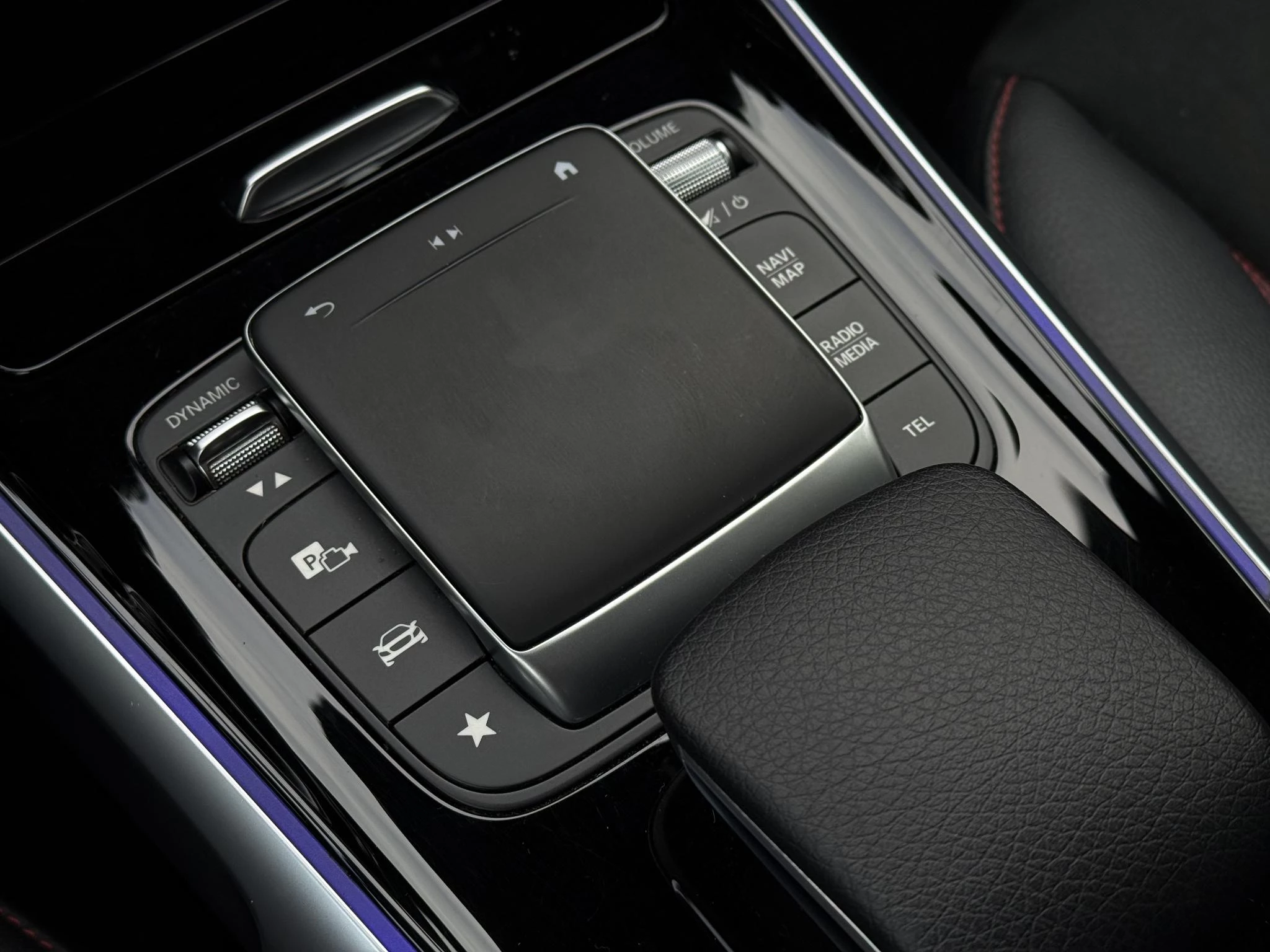 Hoofdafbeelding Mercedes-Benz EQB