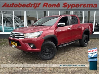 Toyota Hilux 2.4 D-4D-F Double Cab Professional | Automaat | Trekhaak | Stoelverwarming | Parkeer Camera