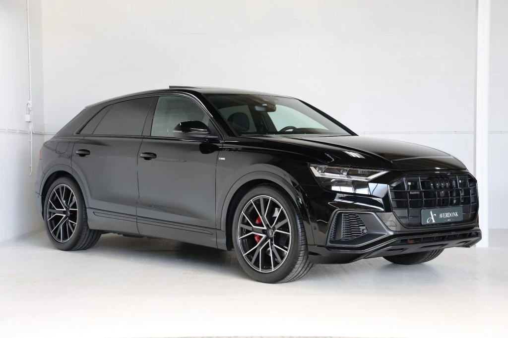 Hoofdafbeelding Audi Q8