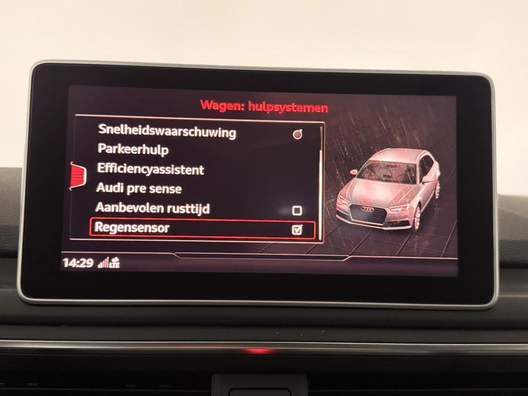 Hoofdafbeelding Audi A4