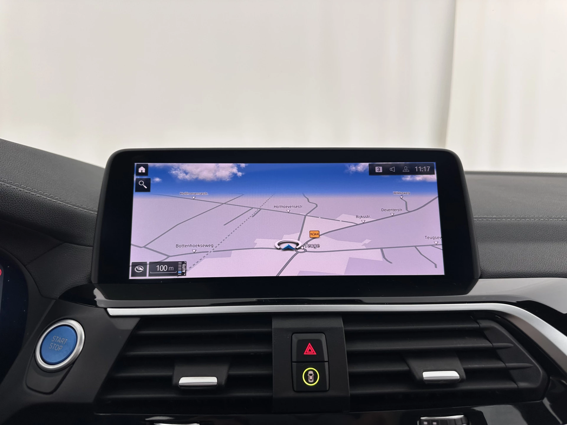 Hoofdafbeelding BMW iX3