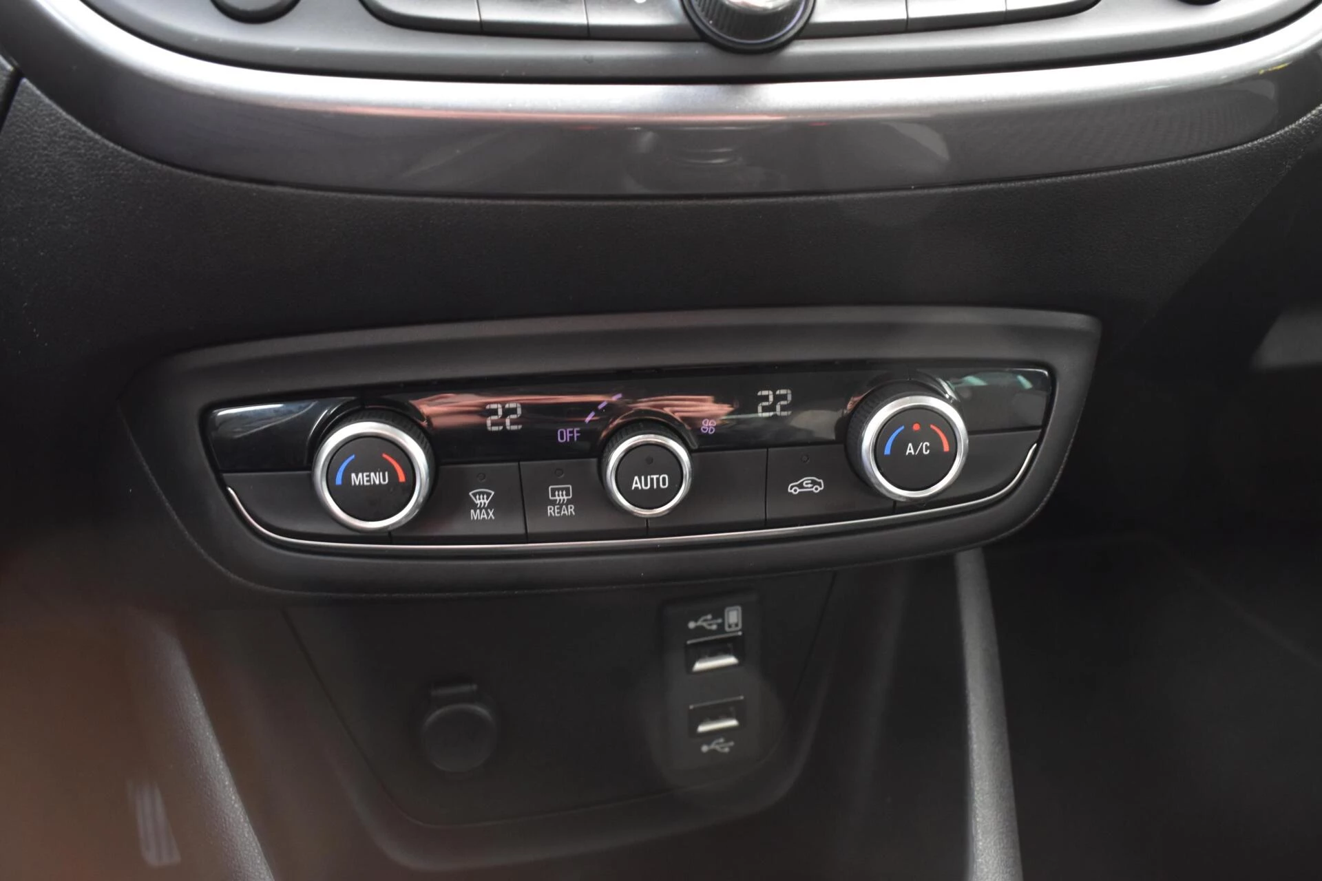 Hoofdafbeelding Opel Crossland X