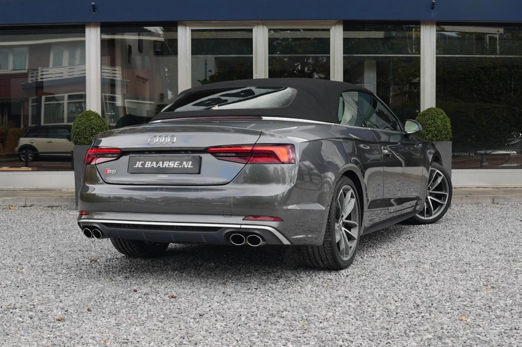 Hoofdafbeelding Audi S5