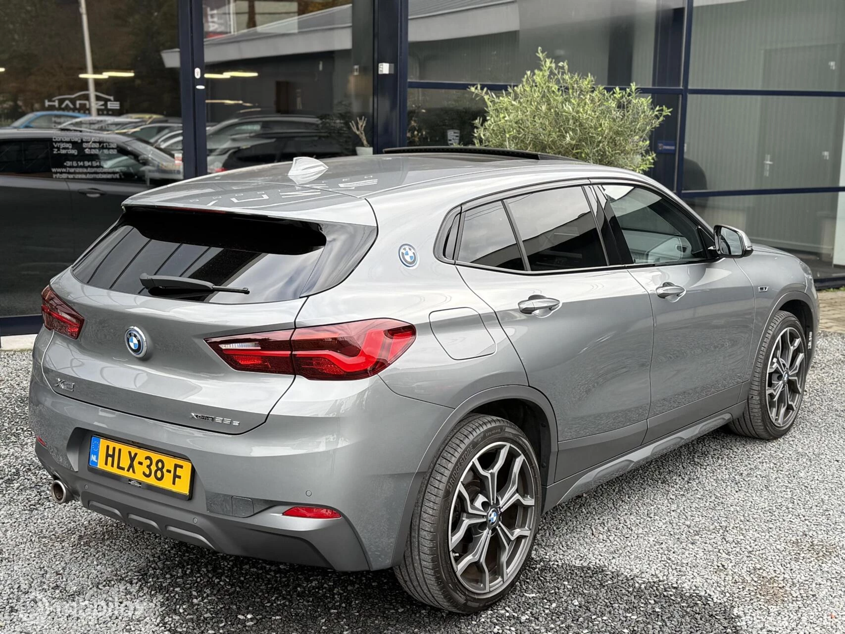 Hoofdafbeelding BMW X2