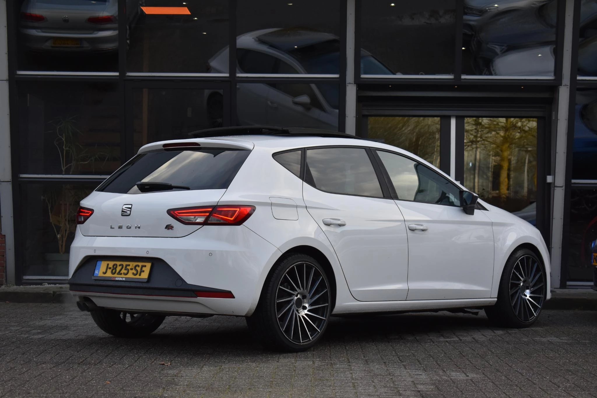 Hoofdafbeelding SEAT Leon