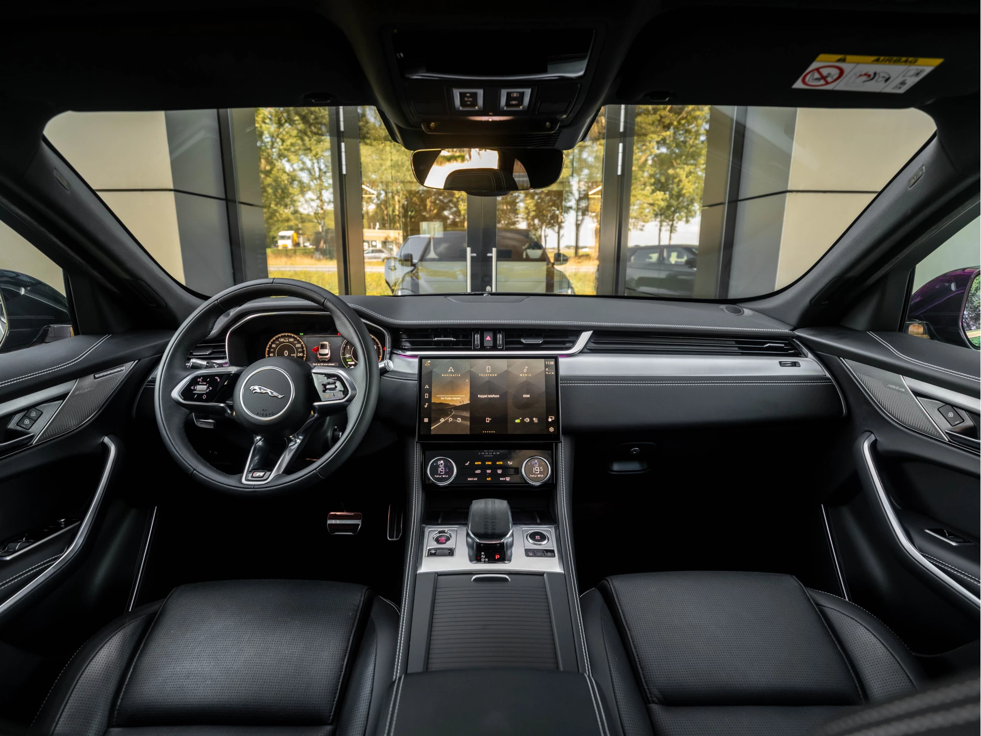 Hoofdafbeelding Jaguar F-PACE