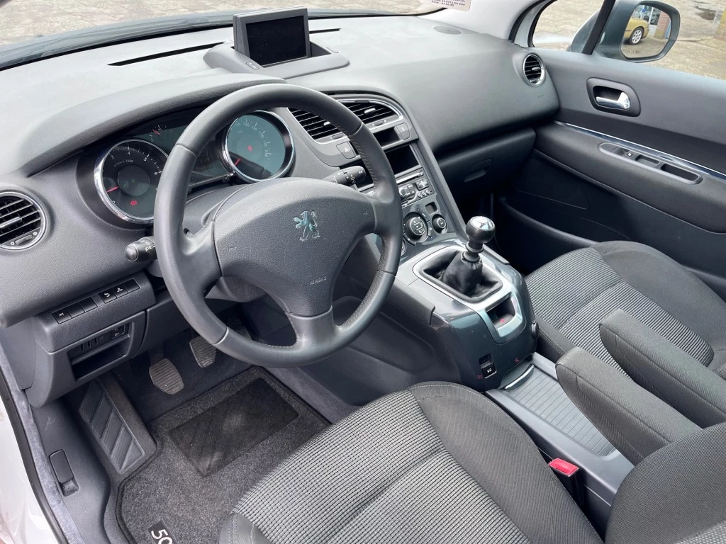 Hoofdafbeelding Peugeot 5008