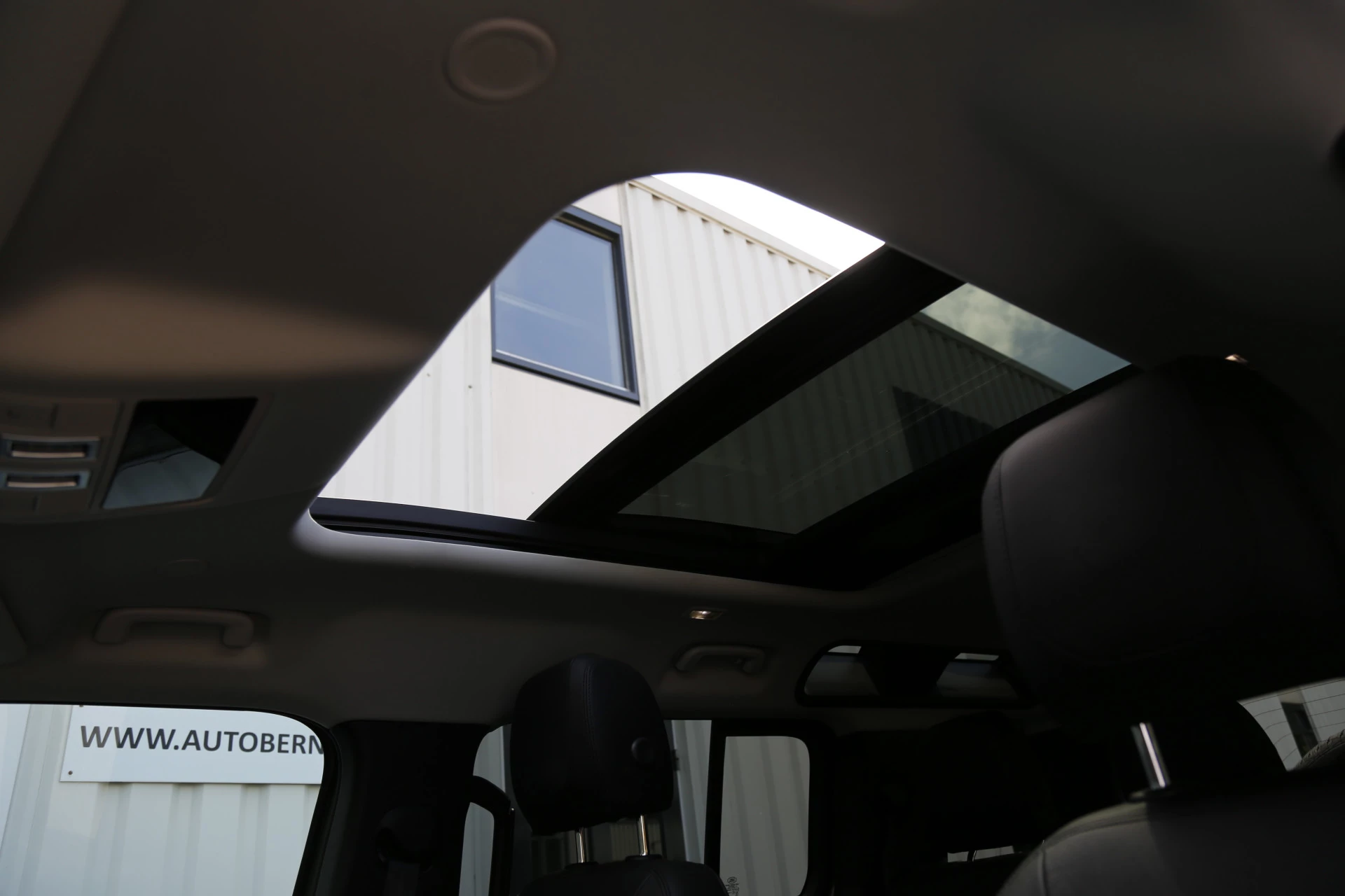 Hoofdafbeelding Land Rover Defender