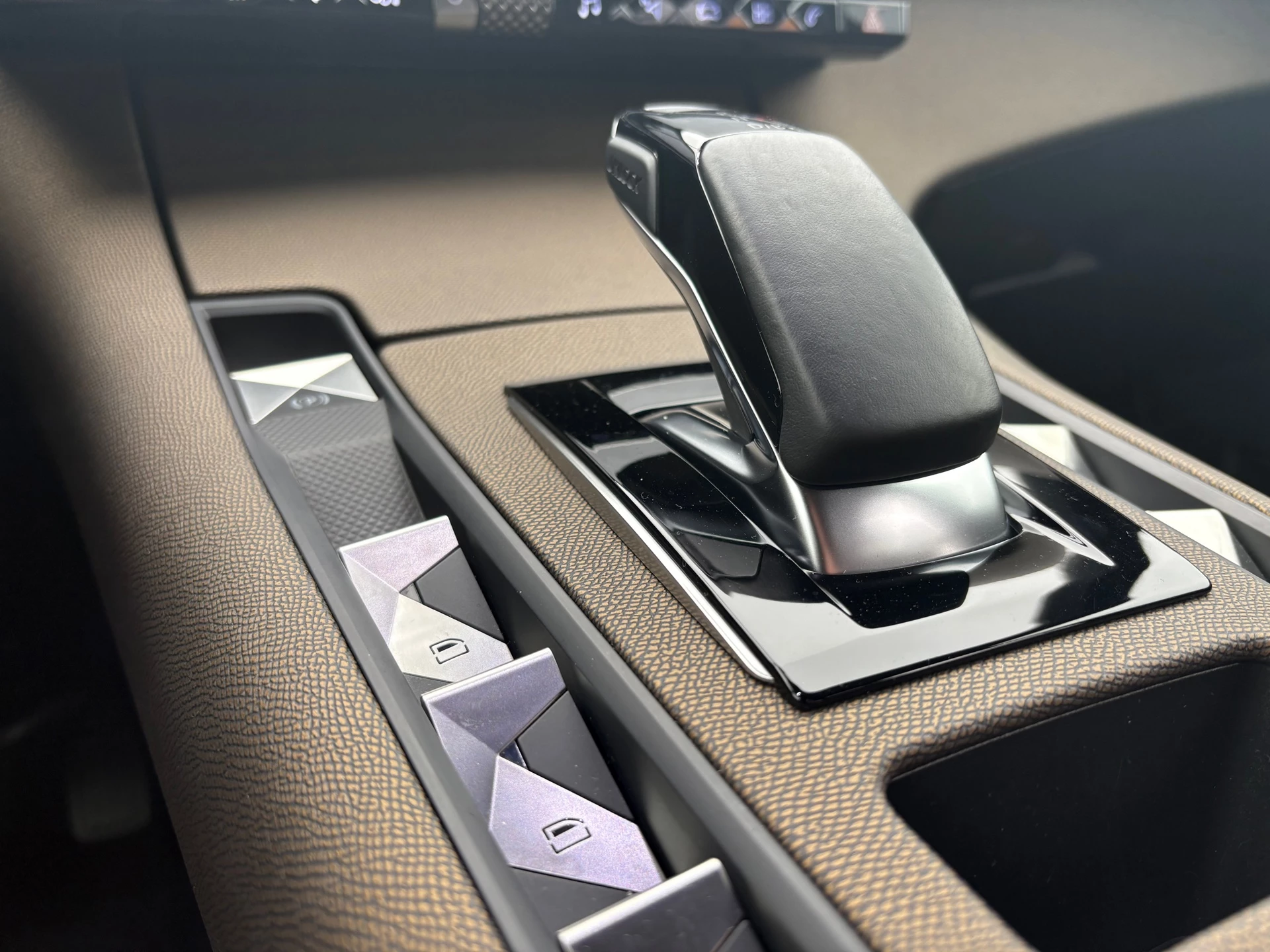 Hoofdafbeelding DS DS 7