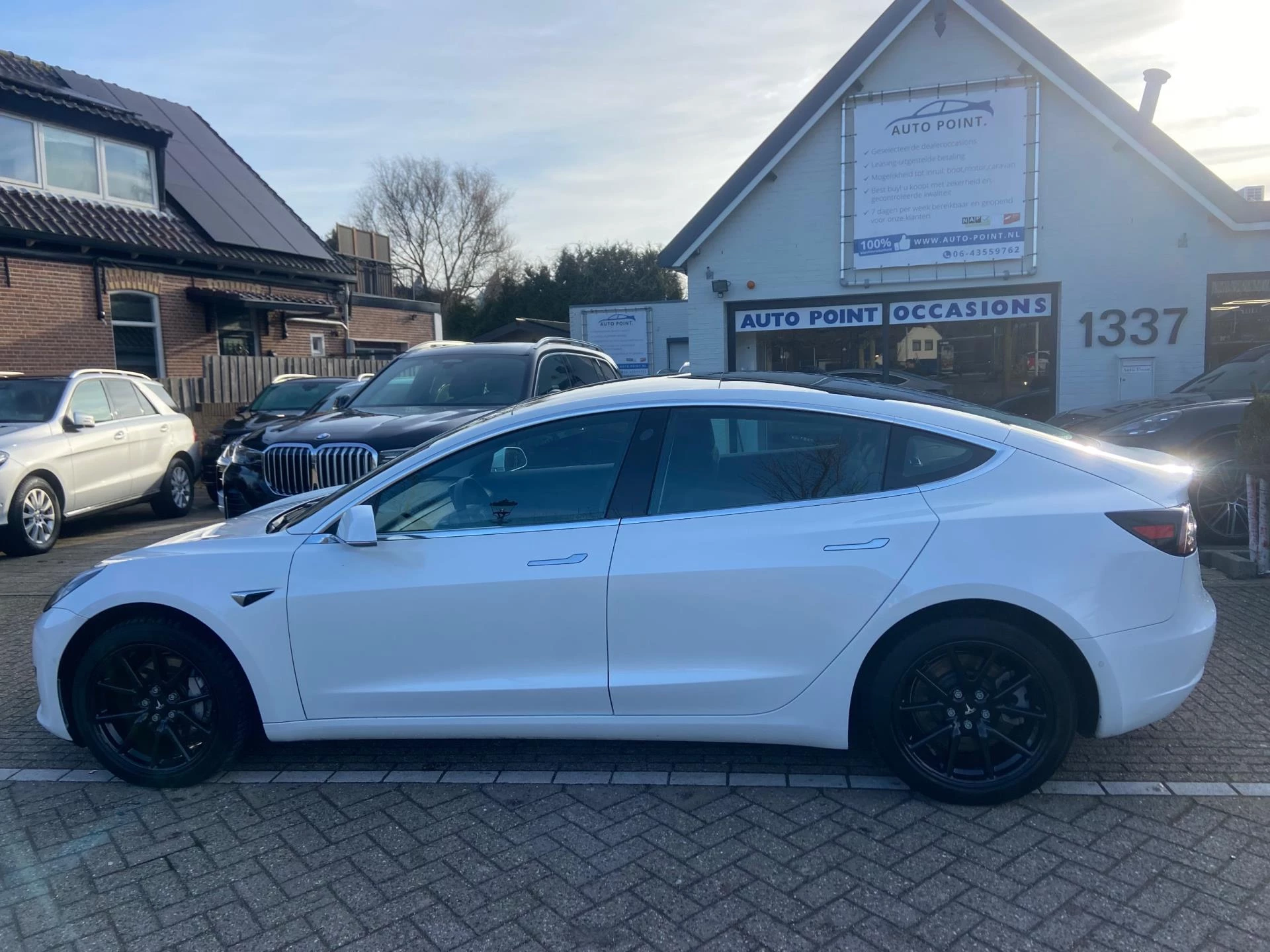 Hoofdafbeelding Tesla Model 3