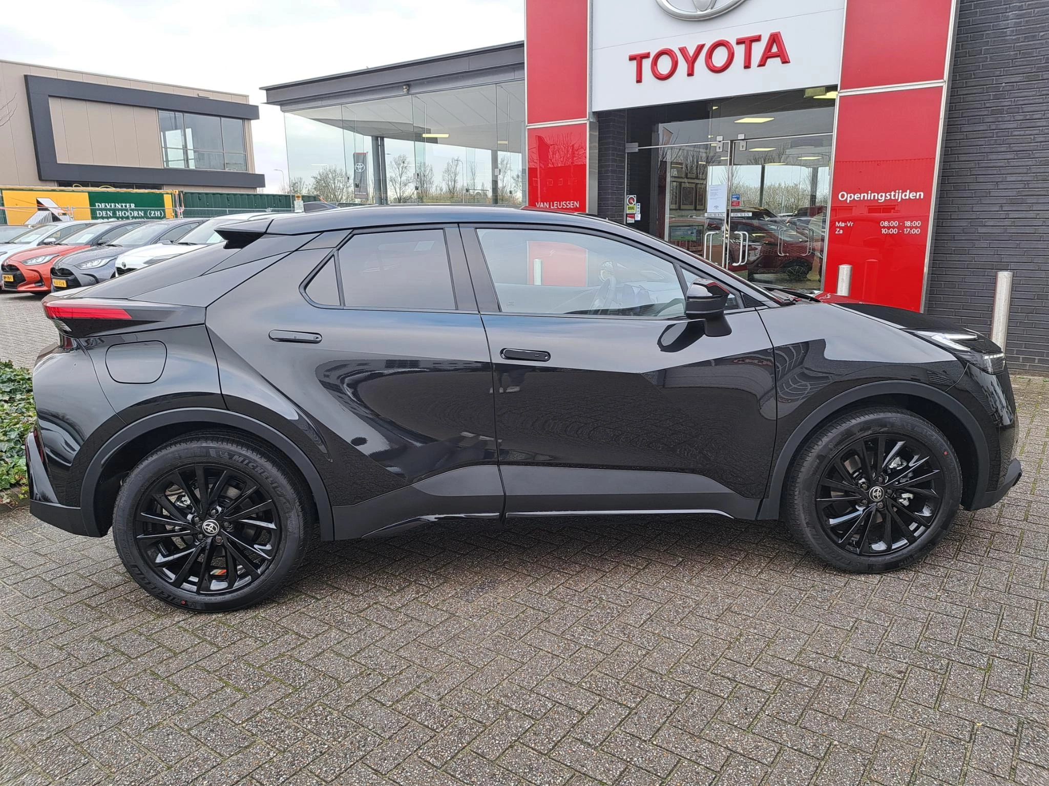 Hoofdafbeelding Toyota C-HR