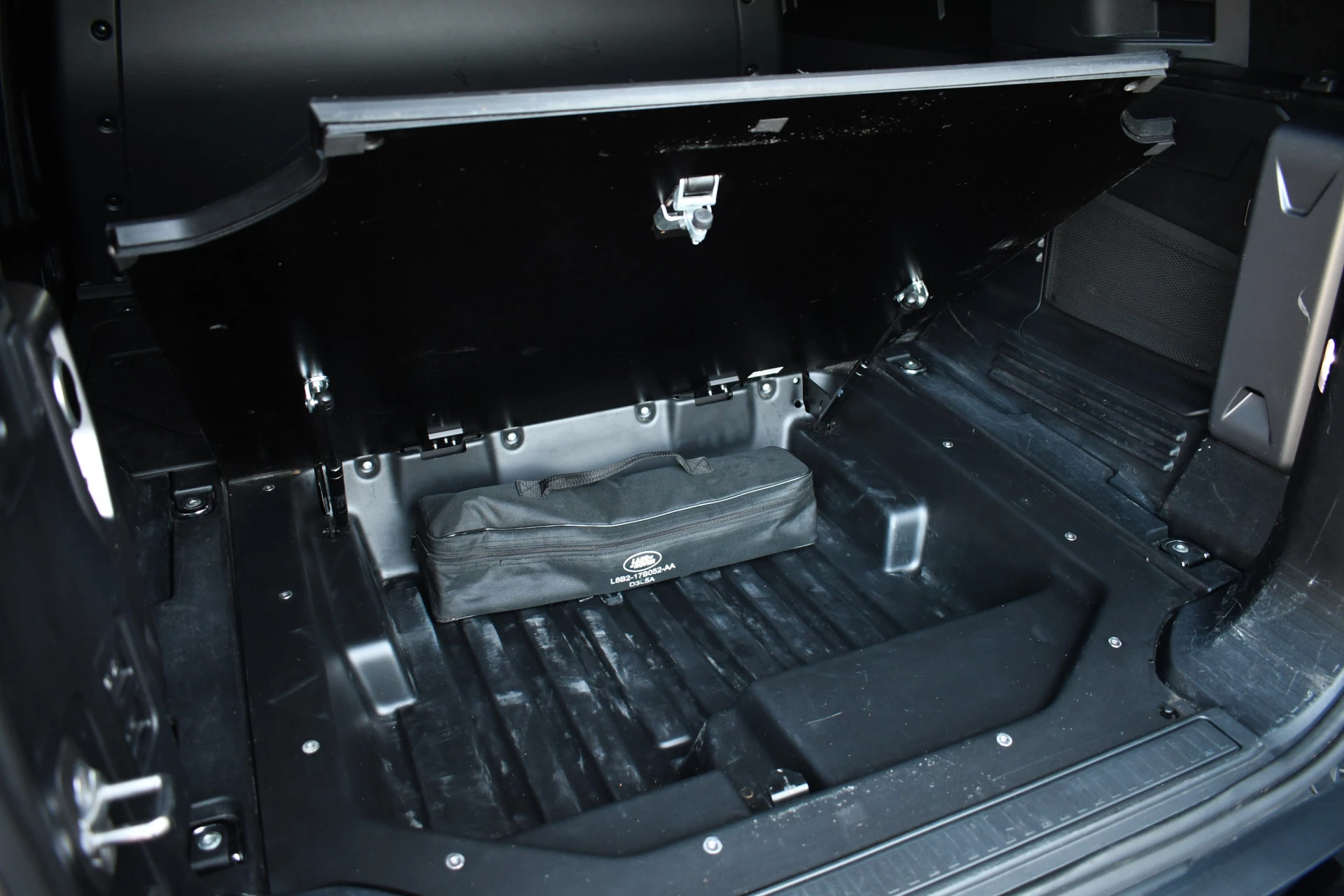 Hoofdafbeelding Land Rover Defender
