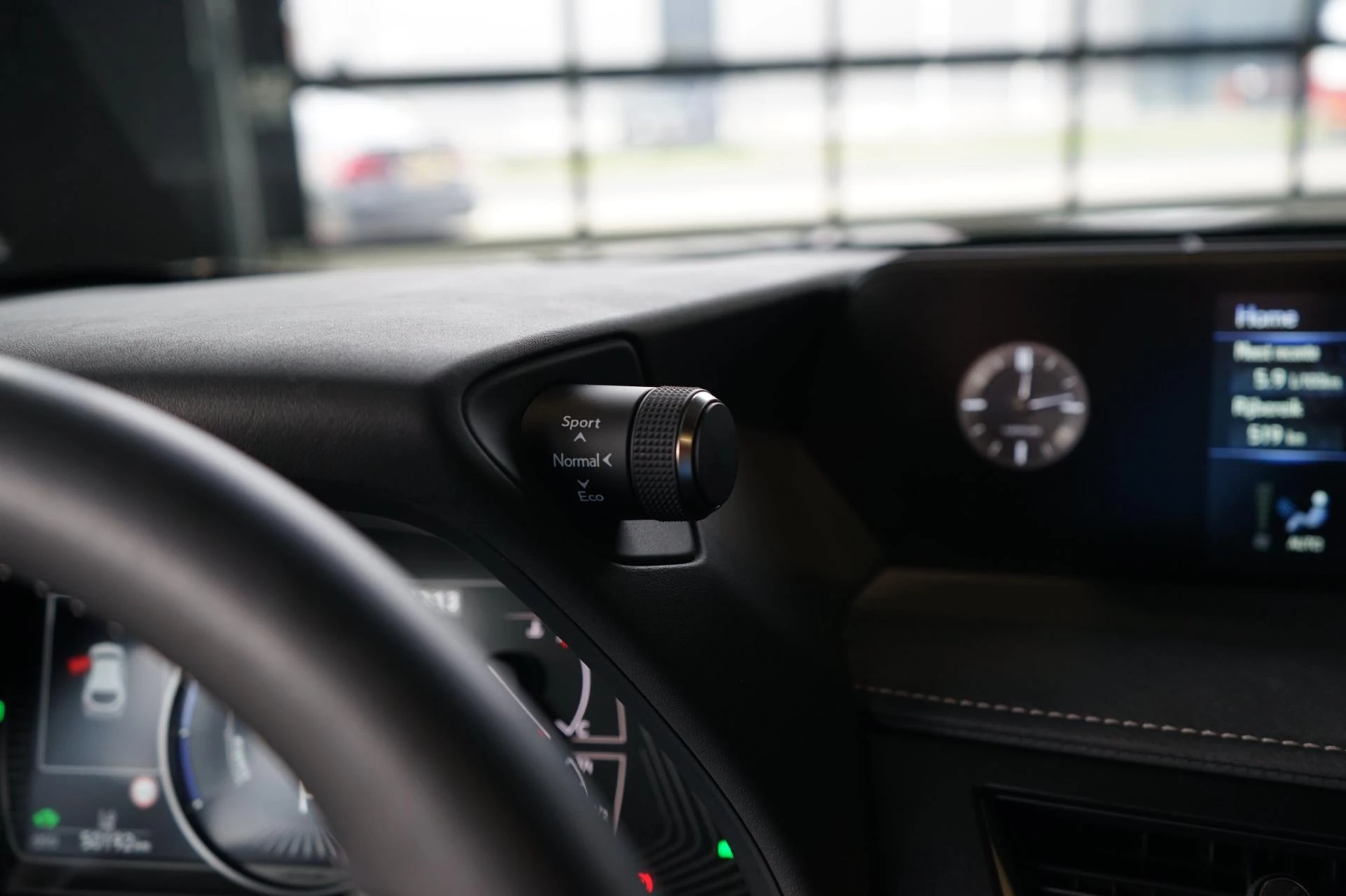 Hoofdafbeelding Lexus UX