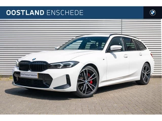 BMW 3 Serie Touring 320i M Sport Automaat / Panoramadak / Sportstoelen / Adaptieve LED / Live Cockpit Plus / M Sportonderstel / Leder