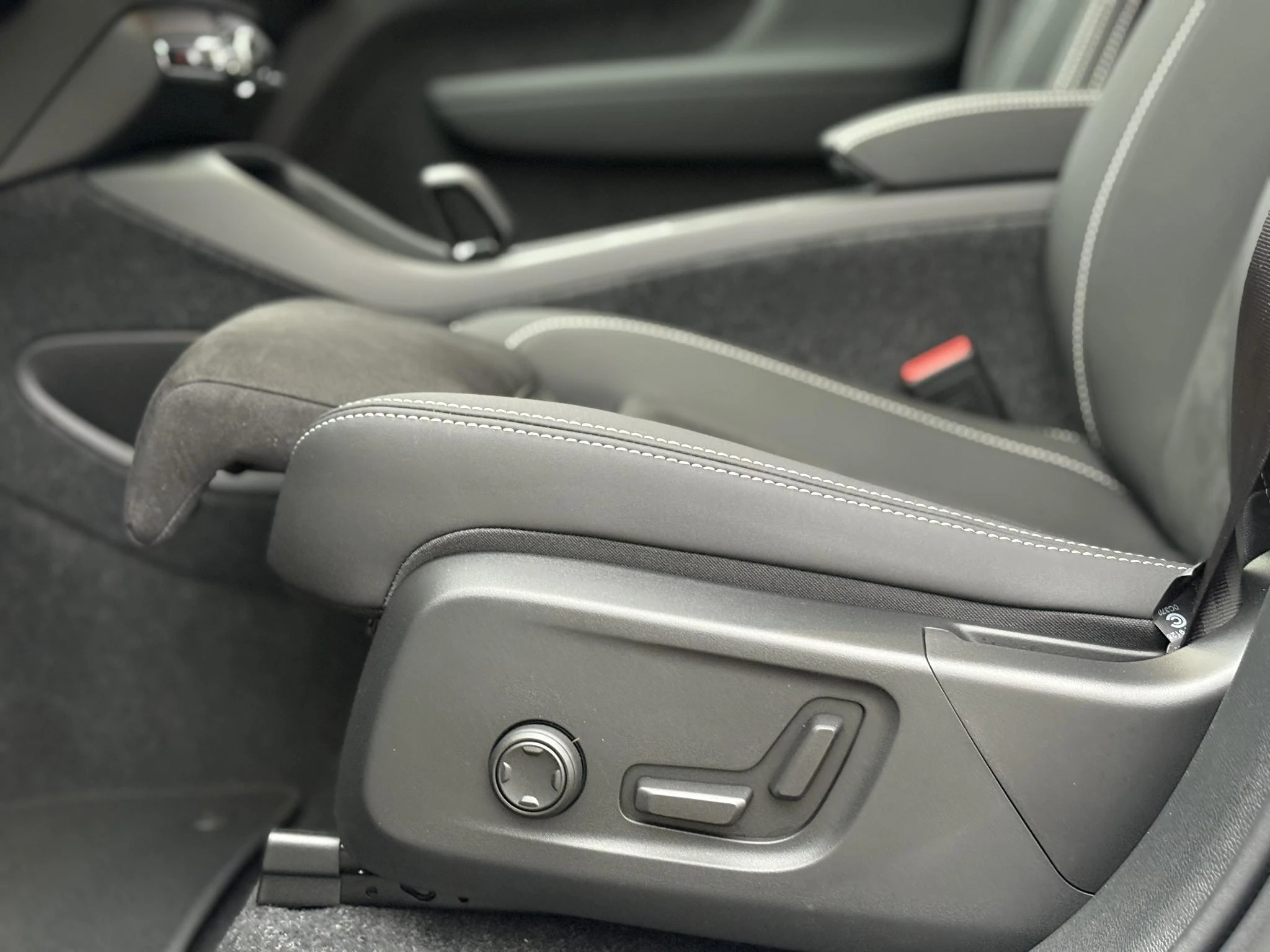 Hoofdafbeelding Volvo EX40