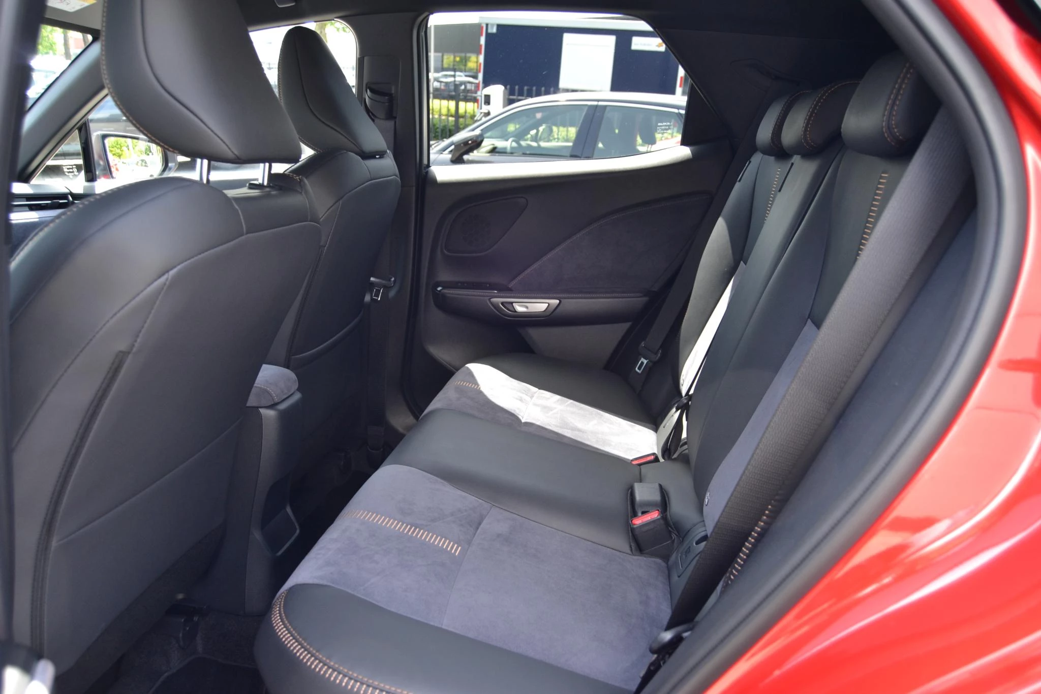 Hoofdafbeelding Lexus LBX